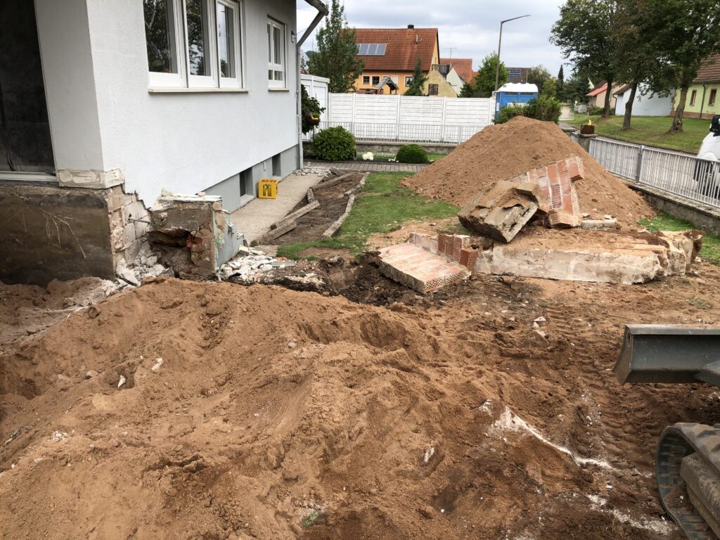 e063 dd51 1 fc4 4947 9 cab 11 ee8123666 f